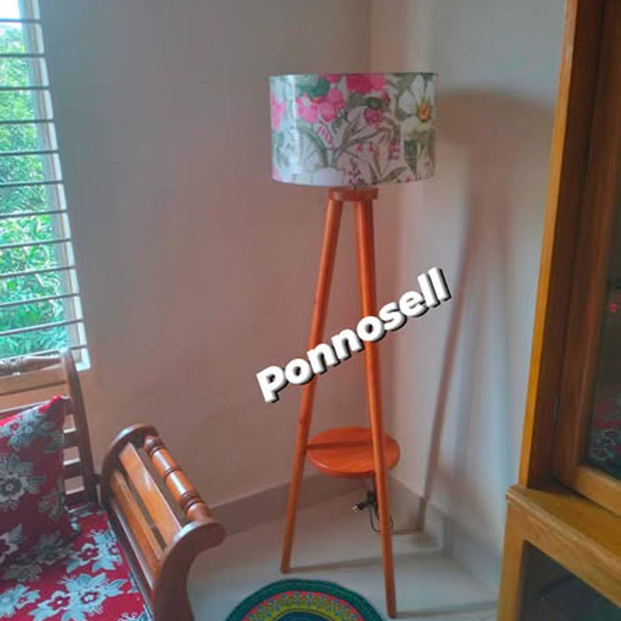 Three Leg kath color lamp